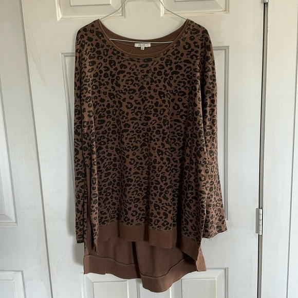 Z Supply Leopard Top Size Large - Picture 1 of 4